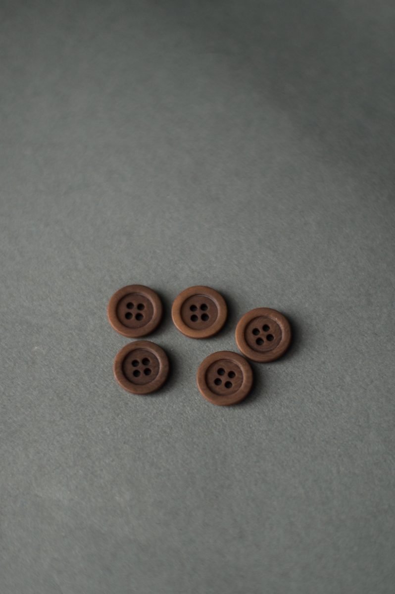 Howie Corozo Buttons // 20mm