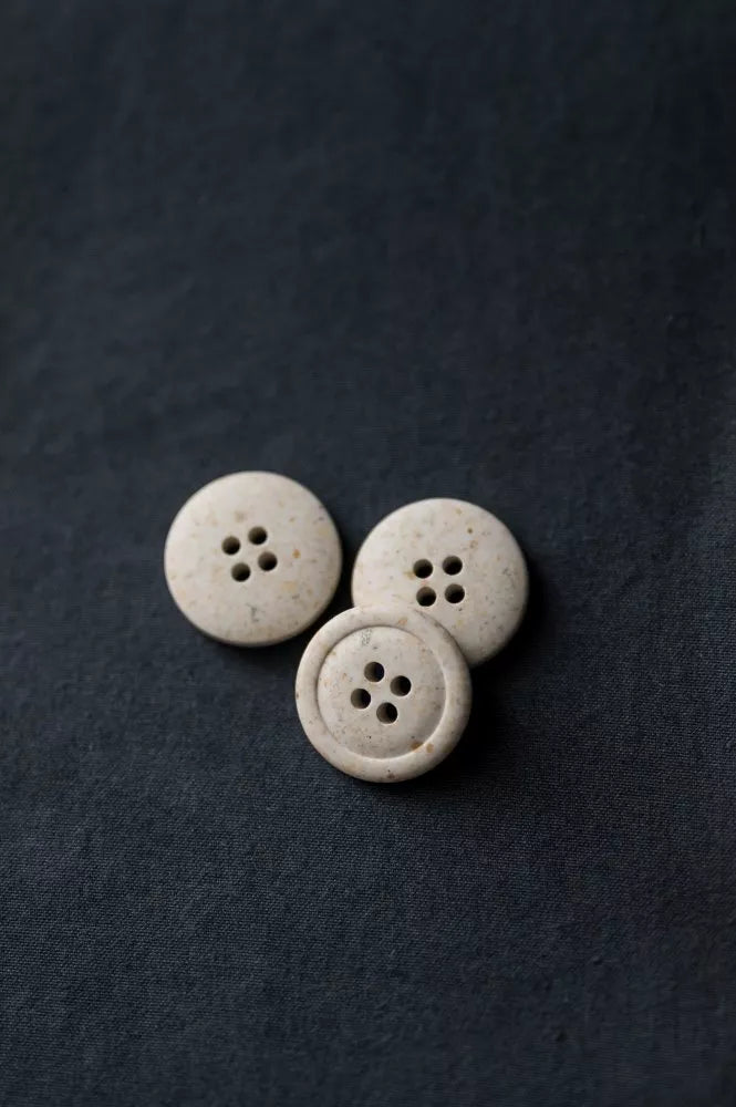 Recycled Resin Button Bianco // 20mm