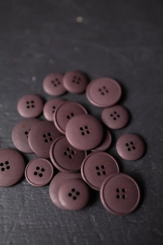 Hemp Button Plum Brown // 20mm